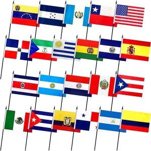 Banderas de países hispanohablantes y Estados Unidos.